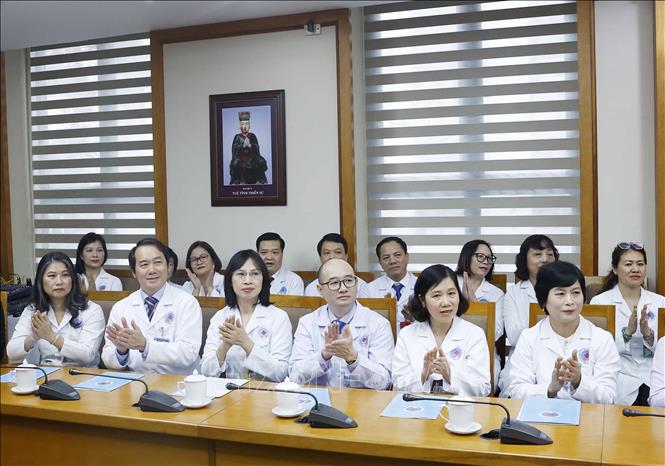Cán bộ, bác sĩ, nhân viên y tế Bệnh viện Hữu nghị tham dự cuộc gặp với Tổng Bí thư Tô Lâm. Ảnh: Thống Nhất – TTXVN