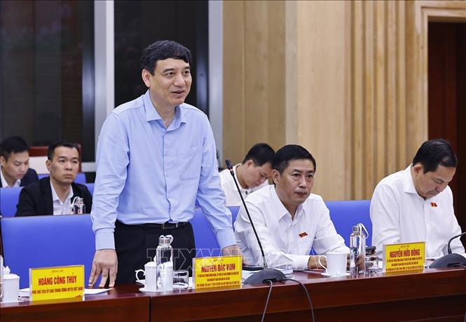 Chủ nhiệm Ủy ban Văn hóa và Xã hội của Quốc hội Nguyễn Đắc Vinh, Phó Trưởng Tiểu ban Tuyên truyền của Hội đồng Bầu cử quốc gia phát biểu. Ảnh: Doãn Tấn - TTXVN