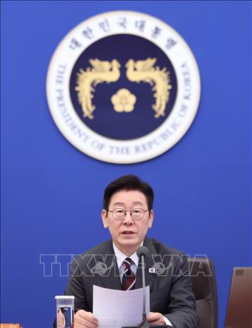 Tổng thống Hàn Quốc Lee Jae Myung chủ trì cuộc họp nội các tại Seoul ngày 3/2/2026. Ảnh: Yonhap/TTXVN