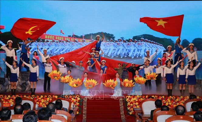 Chương trình nghệ thuật chào mừng. Ảnh: Trọng Đức – TTXVN