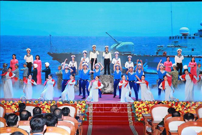 Chương trình nghệ thuật chào mừng. Ảnh: Trọng Đức – TTXVN