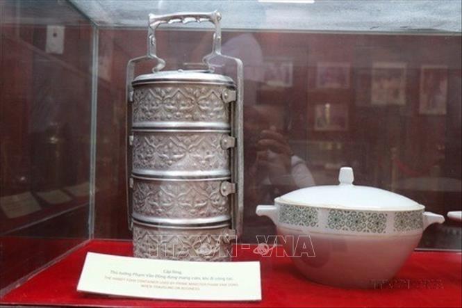 Cặp lồng đựng cơm Thủ tướng Phạm Văn Đồng thường mang theo khi đi công tác. Ảnh: Phạm Cường - TTXVN