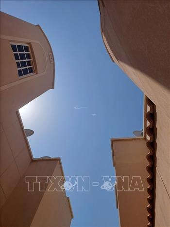 Hình ảnh tên lửa bị đánh chặn trên bầu trời Doha ngày 28/2. Ảnh: TTXVN phát