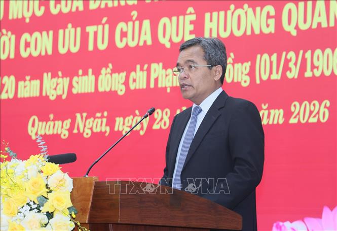 Bí thư Tỉnh ủy Quảng Ngãi Hồ Văn Niên phát biểu. Ảnh: TTXVN phát