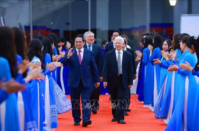 Thủ tướng Phạm Minh Chính đến dự Chương trình nghệ thuật chính luận “Thủ tướng Phạm Văn Đồng - trọn đời vì nước, vì dân”. Ảnh: Dương Giang-TTXVN
