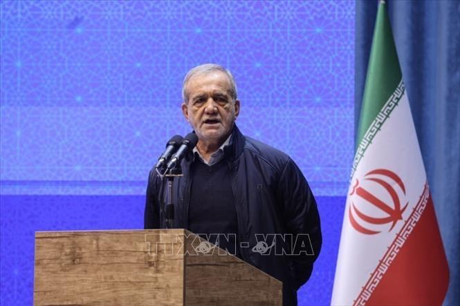 Tổng thống Iran Masoud Pezeshkian phát biểu tại một sự kiện. Ảnh: IRNA/TTXVN