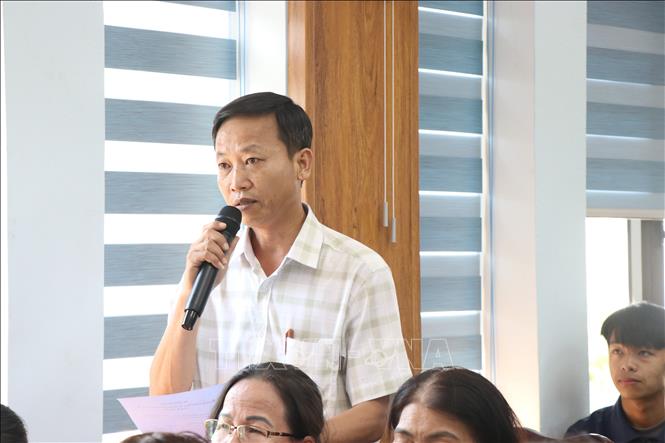 Cử tri nêu ý kiến tại hội nghị. Ảnh: Mai Trang - TTXVN