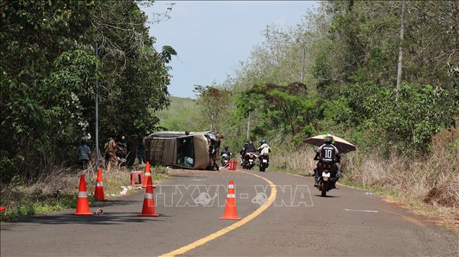 Hiện trường tai nạn giao thông khiến 2 bà cháu tử vong. Ảnh: Nhật Bình - TTXVN