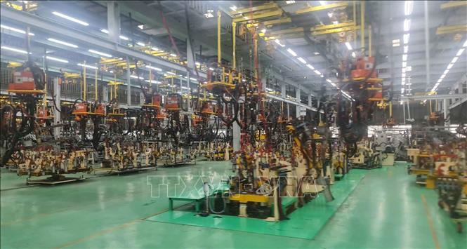 Hệ thống dây chuyền lắp ráp ô tô của Tập đoàn THACO Trường Hải. Ảnh: Kha Phạm - TTXVN