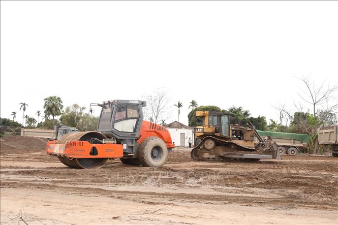 Phần nền được được thi công rất kỹ. Ảnh: Đức Phương – TTXVN