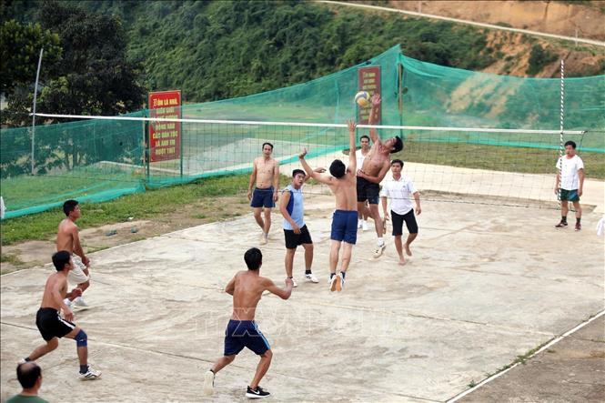 BĐBP Đồn biên phòng A Xan (đóng trên địa bàn huyện Tây Giang, tỉnh Quảng Nam) luyện tập thể thao, nâng cao sức khỏe, bảo vệ biên cương Tổ quốc. Ảnh: Anh Tuấn - TTXVN