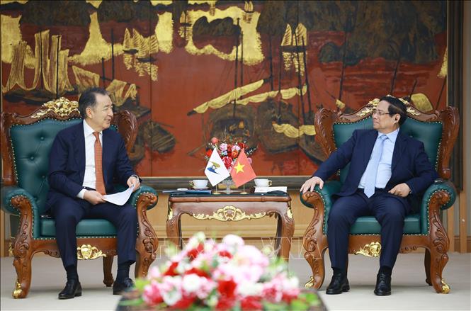Thủ tướng Phạm Minh Chính tiếp ông Bakytzhan Sagintayev, Chủ tịch Hội đồng Ủy ban Kinh tế Á – Âu (EEK). Ảnh: Dương Giang-TTXVN 