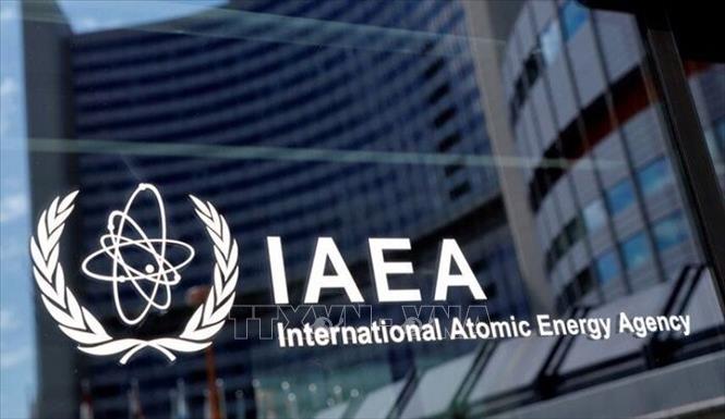 Biểu tượng IAEA tại trụ sở ở Vienna, Áo. Ảnh: IRNA/TTXVN