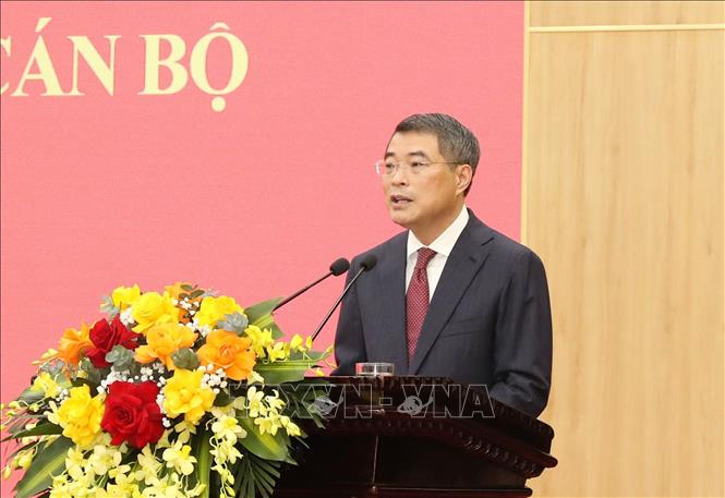 Đồng chí Lê Minh Hưng, Ủy viên Bộ Chính trị, Bí thư Trung ương Đảng, Trưởng Ban Tổ chức Trung ương, phát biểu tại hội nghị. Ảnh: Đức Phương - TTXVN