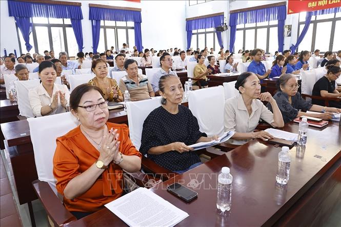 Cử tri tại xã Tân An Hội, TP. Hồ Chí Minh dự hội nghị. Ảnh: Doãn Tấn - TTXVN