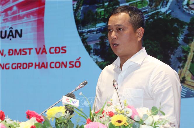 Đại diện doanh nghiệp trên địa bàn tỉnh Cà Mau phát biểu. Ảnh: Tuấn Phi - TTXVN