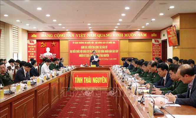 Quang cảnh chương trình làm việc của Đoàn kiểm tra, giám sát. Ảnh: Thu Hằng-TTXVN  