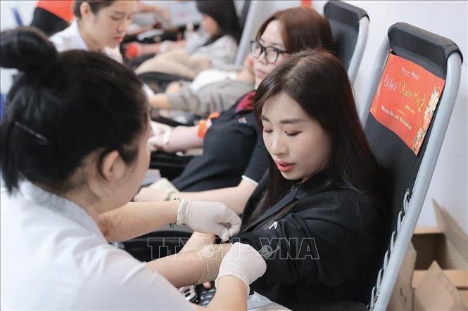 Sự kiện góp phần thay đổi nhận thức, biến việc hiến máu cứu người từ một lời kêu gọi trở thành một thói quen văn hóa, một nét đẹp trong phong cách sống của người dân. Ảnh: Minh Quyết - TTXVN