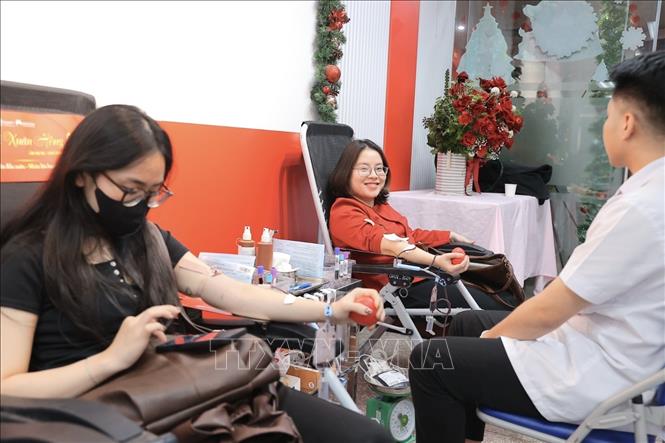 Lễ hội Xuân hồng 2026 với mục tiêu 10.000 đơn vị máu còn mang sứ mệnh kiến tạo một xã hội nhân văn, nơi những giá trị đạo đức được đề cao và lan tỏa mạnh mẽ trong mọi tầng lớp nhân dân, đặc biệt là thế hệ trẻ. Ảnh: Minh Quyết - TTXVN