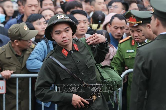 Tân binh tham dự lễ giao, nhận quân năm 2026 tại điểm giao nhận quân số 06: Ban chỉ huy PTkV4 - Gia Lâm. Ảnh: Minh Quyết - TTXVN