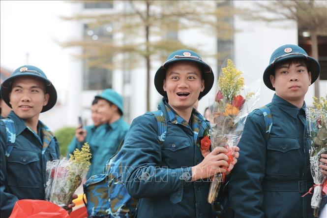 Tân binh tham dự lễ giao, nhận quân năm 2026 tại điểm giao nhận quân số 06: Ban chỉ huy PTkV4 - Gia Lâm. Ảnh: Minh Quyết - TTXVN