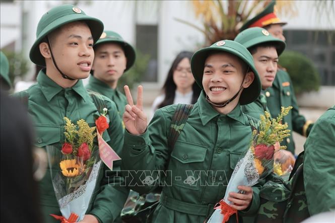 Tân binh tham dự lễ giao, nhận quân năm 2026 tại điểm giao nhận quân số 06: Ban chỉ huy PTkV4 - Gia Lâm. Ảnh: Minh Quyết - TTXVN