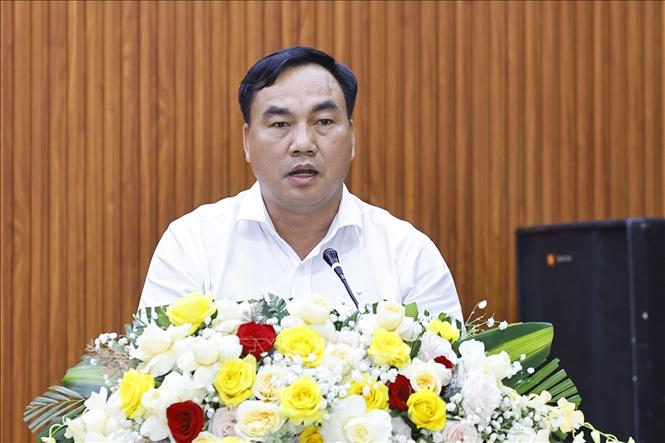 Ông Phạm Đình Dũng, Bí thư Đảng ủy, Trưởng ban Ban Quản lý khu Nông nghiệp Công nghệ cao Thành phố Hồ Chí Minh báo cáo về dự kiến chương trình hành động nếu được bầu làm đại biểu Quốc hội khóa XVI. Ảnh: Doãn Tấn - TTXVN