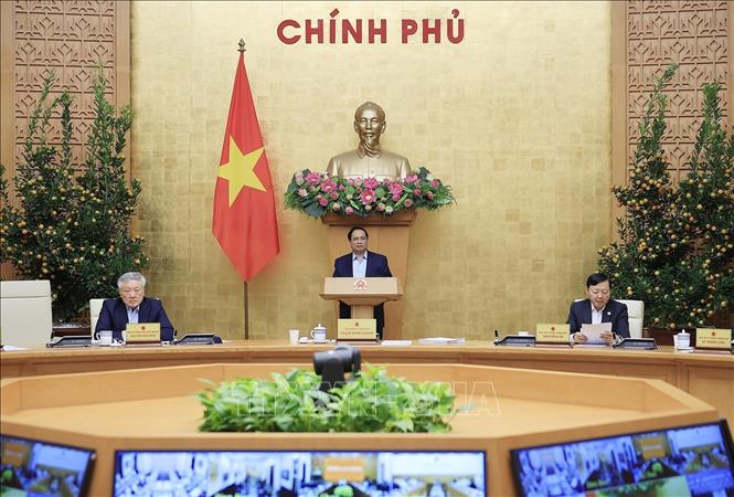 Prime Minister Pham Minh Chinh chairs the Government’s regular meeting for February. VNA Photo: Dương Giang