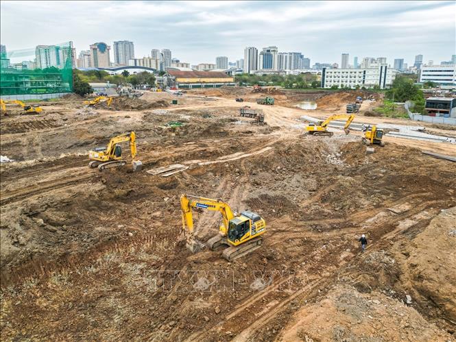 Dự án Hồ điều hòa Phú Đô được kỳ vọng sẽ đóng vai trò then chốt trong việc điều tiết mực nước và tăng cường khả năng trữ nước khi có mưa lớn. Ảnh: Lê Đông - TTXVN