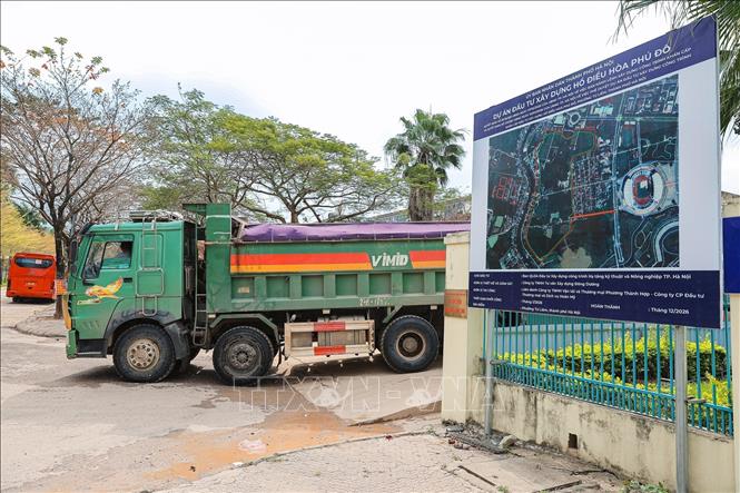 Dự án Hồ điều hòa Phú Đô thuộc phường Từ Liêm, tiếp giáp đường Đỗ Xuân Hợp, Tân Mỹ và Nguyễn Văn Giáp, TP Hà Nội. Ảnh: Lê Đông - TTXVN