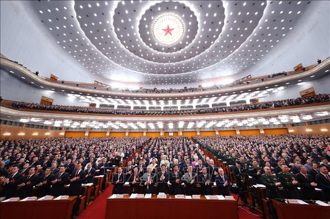 Quang cảnh lễ khai mạc kỳ họp thứ tư Đại hội Đại biểu Nhân dân toàn quốc (Nhân đại - tức Quốc hội) Trung Quốc khóa XIV ở Bắc Kinh, ngày 5/3/2026. Ảnh: THX/TTXVN