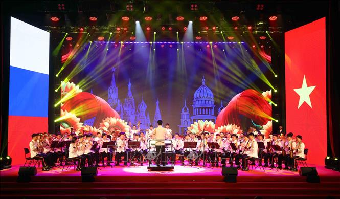 Tiết mục biểu diễn do Đoàn Nghi lễ Công an nhân dân Việt Nam biểu diễn. Ảnh: Phạm Kiên - TTXVN