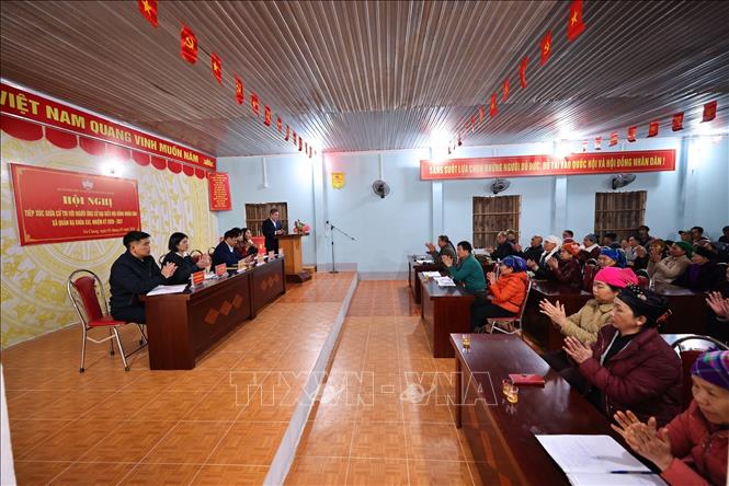 Tiếp xúc cử tri với người ứng cử đại biểu Hội đồng nhân dân xã Quản Bạ khóa XXI, nhiệm kỳ 2026 – 2031 tại nhà văn hóa thôn Nà Chang, xã Quản Bạ. Ảnh: Minh Đức – TTXVN