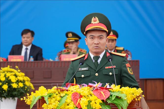 Đại úy Phùng Ngọc Hải, đại diện đơn vị nhận quân phát biểu tại buổi Lễ. Ảnh: Trung Kiên - TTXVN
