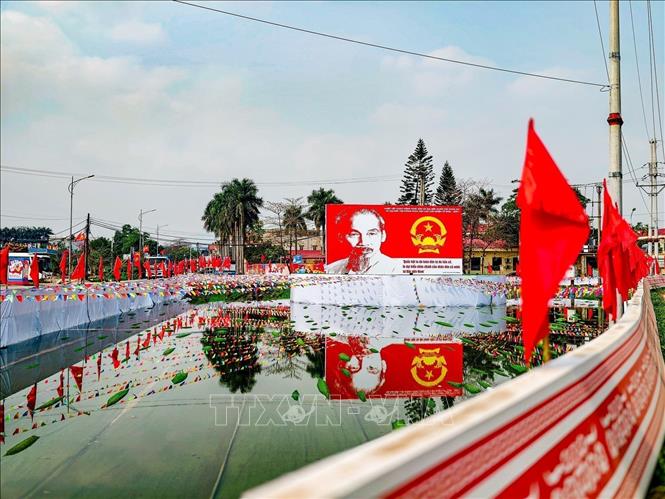 Decorations for the Election Day in Soc Son commune. VNA Photo: Trung Nguyên