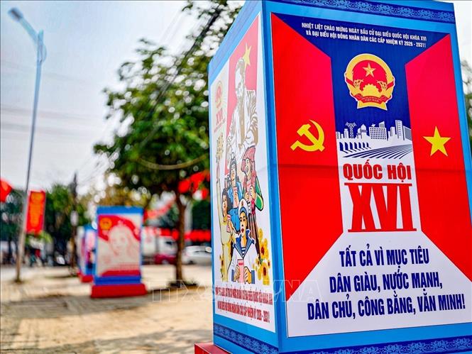 Decorations for the Election Day in Soc Son commune. VNA Photo: Trung Nguyên
