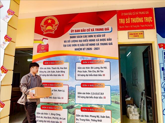 Public awareness campaigns have also been intensified through conferences, mass media and grassroots broadcasting systems. VNA Photo: Trung Nguyên