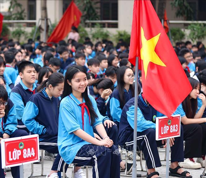 Nữ sinh Trường THCS Nguyễn Trãi A . Ảnh: Thanh Tùng - TTXVN