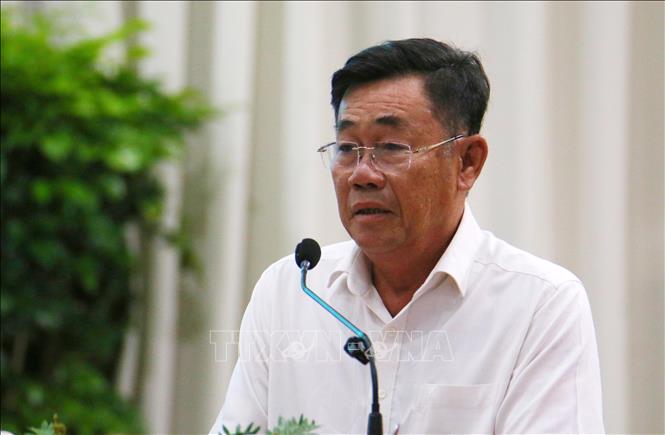 Ông Trương Hữu Trí, Giám đốc Hợp tác xã nông nghiệp Gò Gòn (xã Vĩnh Thạnh, tỉnh Tây Ninh) phát biểu tại hội nghị. Ảnh: Duy Khương – TTXVN