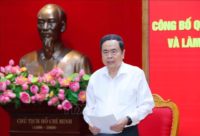 Chủ tịch Quốc hội Trần Thanh Mẫn, Trưởng đoàn Kiểm tra, giám sát phát biểu tại hội nghị. Ảnh: Phương Hoa - TTXVN