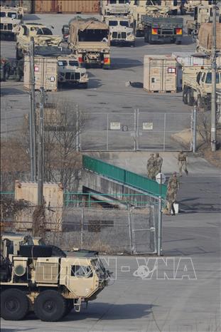 Xe quân sự Mỹ tại căn cứ ở Dongducheon, Hàn Quốc ngày 5/3/2026. Ảnh: Yonhap/TTXVN