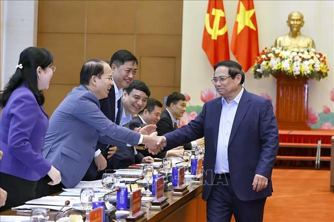 Thủ tướng Chính phủ Phạm Minh Chính với đại biểu. Ảnh: Doãn Tấn - TTXVN