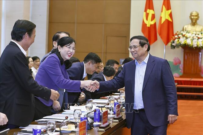 Thủ tướng Chính phủ Phạm Minh Chính với đại biểu. Ảnh: Doãn Tấn - TTXVN