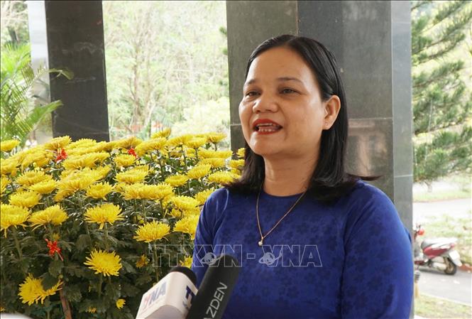 Bà Phùng Thị Thương, Bí thư Đảng ủy, Chủ tịch HĐND xã Nam Trà My cho biết công tác chuẩn bị cho Ngày hội toàn dân đi bầu cử trên địa bàn xã đã được triển khai đúng, đủ, hoàn thành các nội dung theo quy định. Ảnh: Quốc Dũng - TTXVN