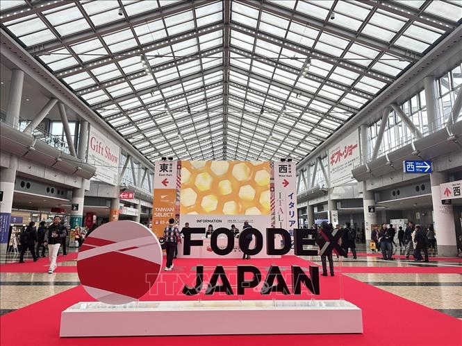 Foodex 2026 quy tụ gần 3.000 doanh nghiệp từ 74 quốc gia và vùng lãnh thổ. Ảnh: Xuân Giao - PV TTXVN tại Nhật Bản 