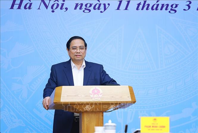 Thủ tướng Phạm Minh Chính chủ trì Hội nghị trực tuyến về kinh tế bạc trên thế giới và thích ứng chính sách, chiến lược của Việt Nam. Ảnh: Dương Giang-TTXVN