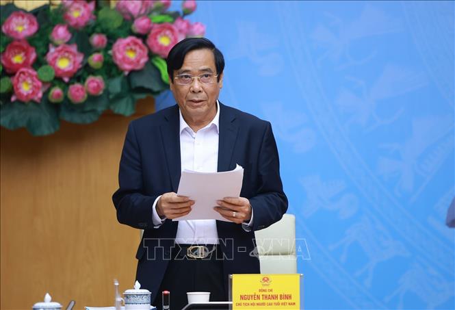 Chủ tịch Hội người cao tuổi Việt Nam Nguyễn Thanh Bình báo cáo nội dung về kinh tế bạc trên thế giới và thích ứng chính sách, chiến lược của Việt Nam. Ảnh: Dương Giang-TTXVN
