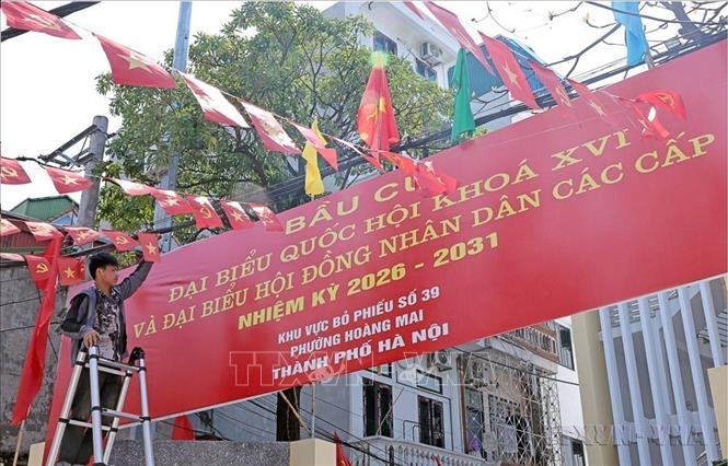 Phường Hoàng Mai (Hà Nội) có 40 khu vực bỏ phiếu với hơn 63 nghìn cử tri, sẵn sàng cho ngày bầu cử đại biểu Quốc hội khóa XVI và đại biểu HĐND các cấp nhiệm kỳ 2026 – 2031. Ảnh: Trần Việt - TTXVN