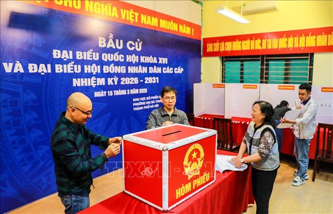 Các bước chuẩn bị cuối cùng đang dần được hoàn thành. Ảnh: Khánh Hoà - TTXVN