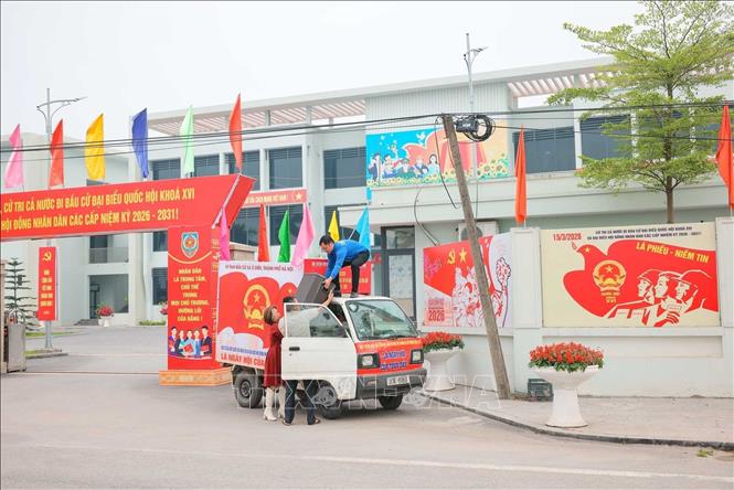 Với sự chuẩn bị khẩn trương, nghiêm túc, xã Ô Diên đã sẵn sàng cho ngày hội lớn của toàn dân diễn ra an toàn, dân chủ và đúng luật. Ảnh: Hoàng Hiếu - TTXVN